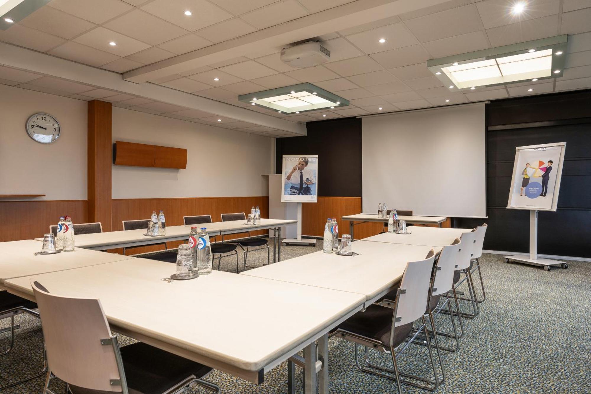 Novotel Brussels Airport 3*