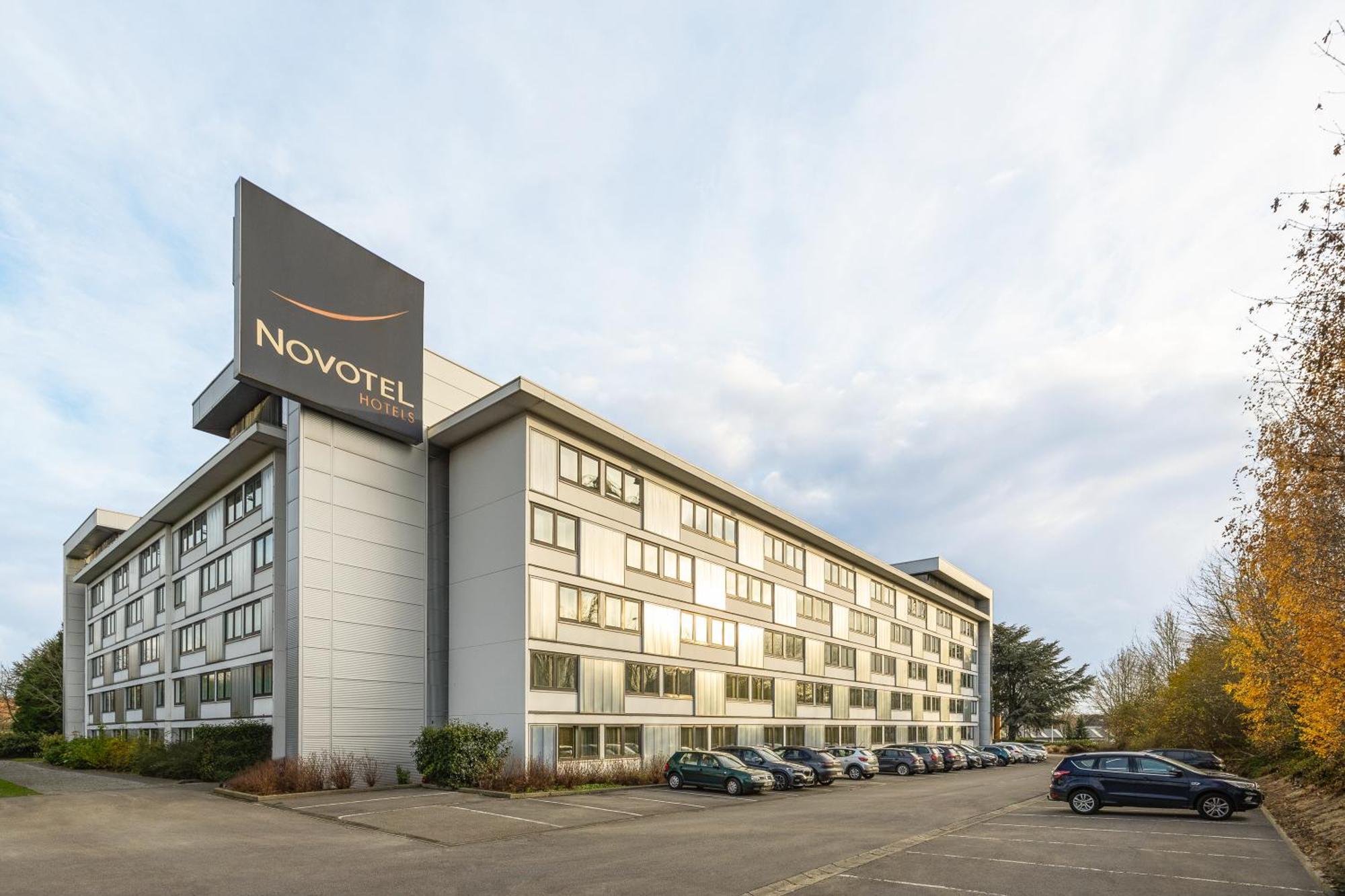 Novotel Brussels Airport 3*